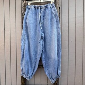 Pilcro barrel jeans